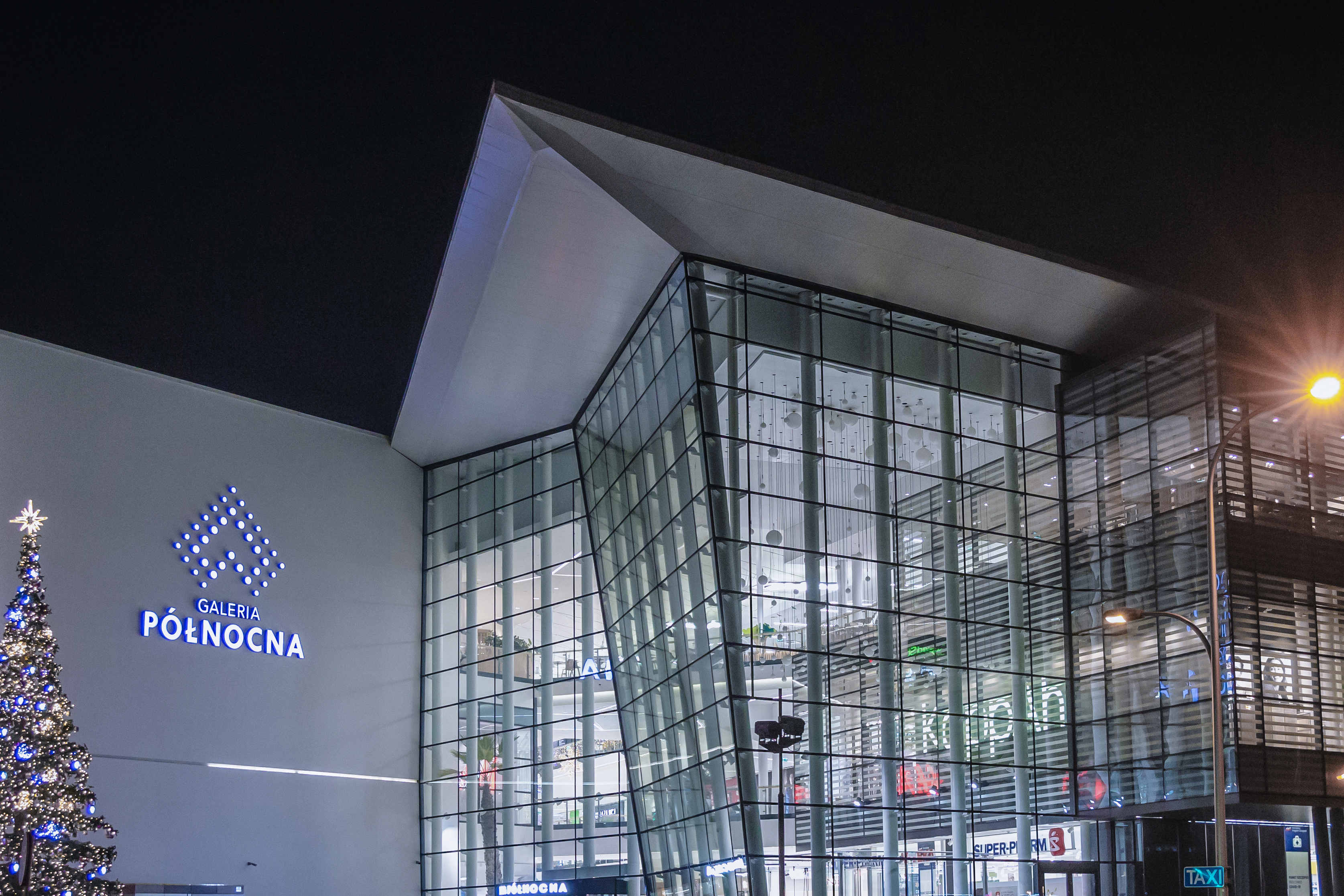 galeria-p-nocna-nowoczesne-centrum-handlowe-na-bia-o-ce-c-w